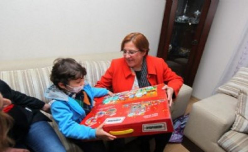Pekdaş’tan bir gecede iki anlamlı ziyaret